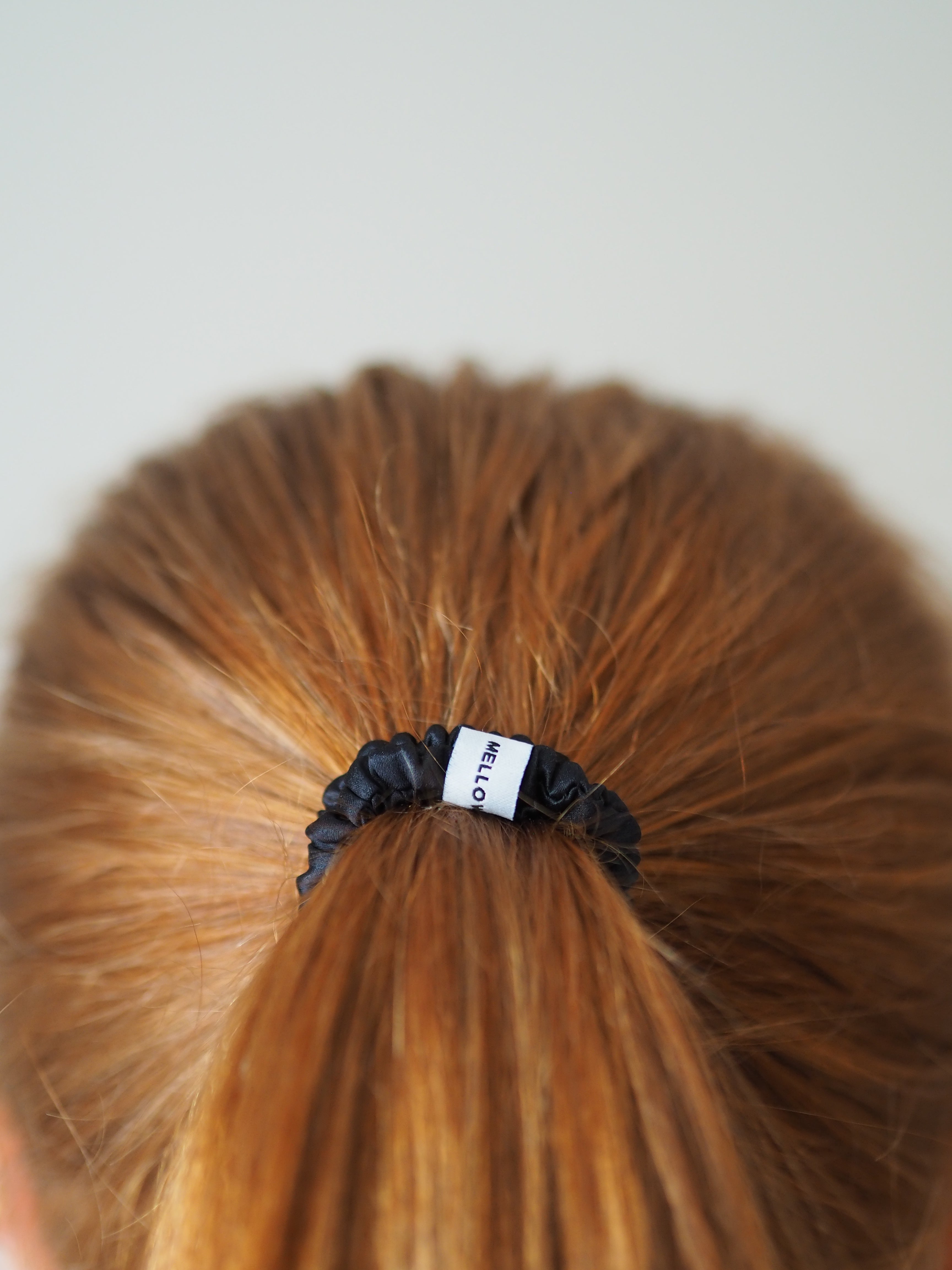 Silke scrunchie - sort